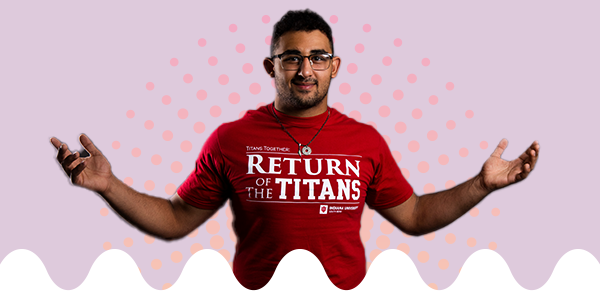 IU South Bend students smiling on top of a gradient circle with a wavy bottom